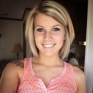 Meet your Posher, Brianna