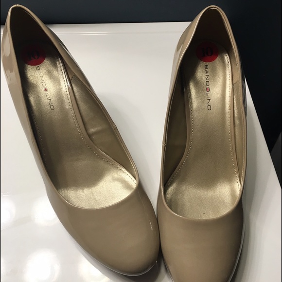 Brand New Bandolino Nude Heels