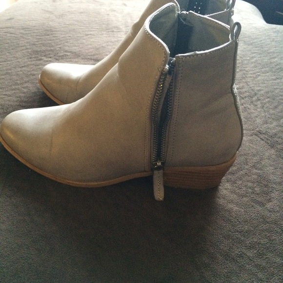 Tan Boots