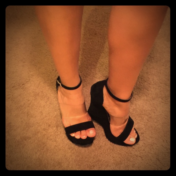For sale! Black wedges