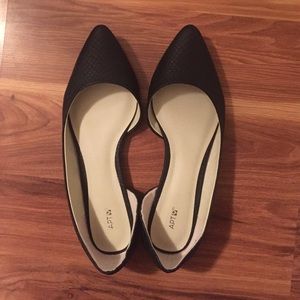 Apt 9 chic pointed-toe black flats