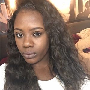 Meet your Posher, Lanese