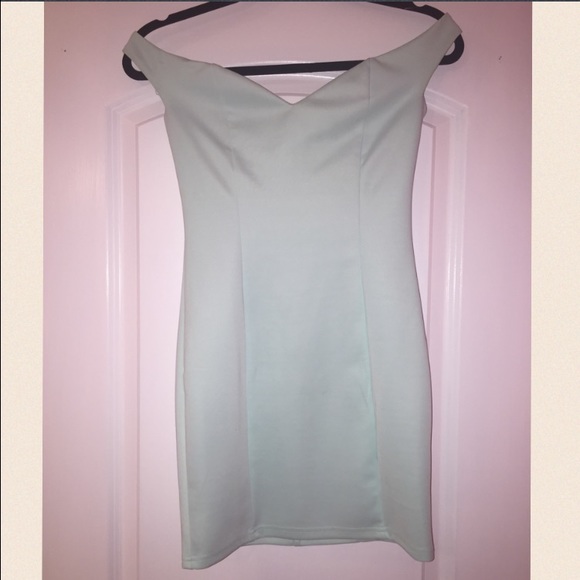 Mint TOBI off the shoulder dress