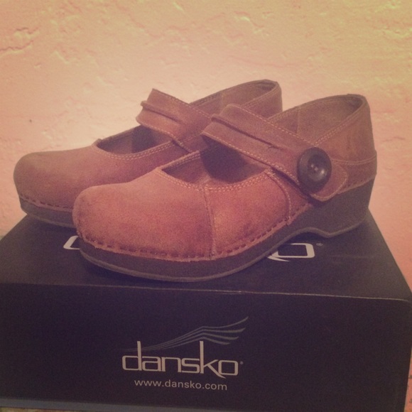 Dansko Shoes - Shimmering brown dansko