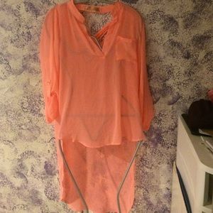 3/4 length sleeve high/low shirt