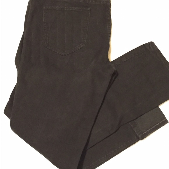 Black skinny jeans