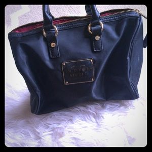 🔥Black Vickys Handbag