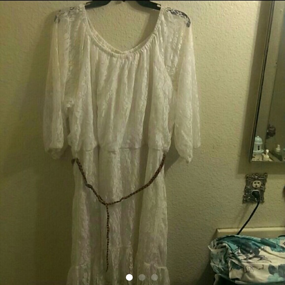 WHITE CUTE DRESS *CLEARANCE* *1 HOUR ONLY*