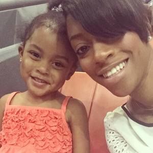 Meet your Posher, Aneashia