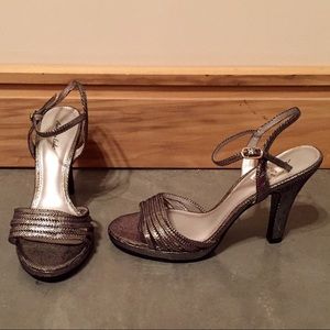Silver shimmer strappy heel