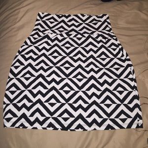 Super cute high waisted skirt