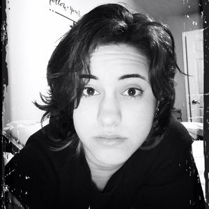 Meet your Posher, Miriam