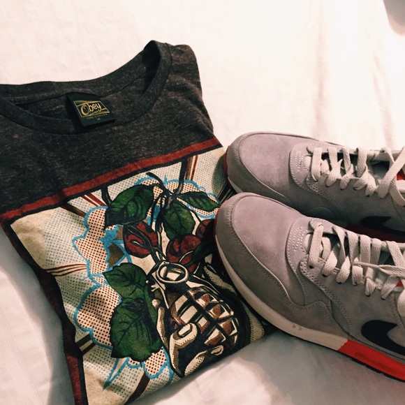 🔴 1 DAY SALE 🔴 Obey Tee