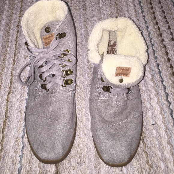 Toms gray convertible ankle high booties