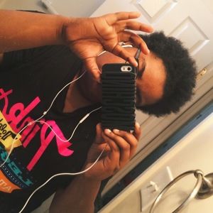 Meet your Posher, Brielle