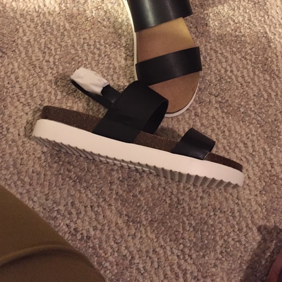 Sandals - Picture 2 of 2