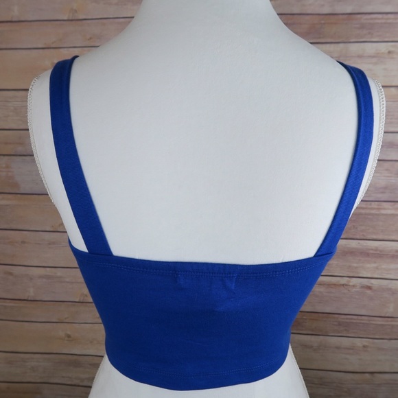 🔴SOLD🔴Royal blue crop top - Picture 2 of 3