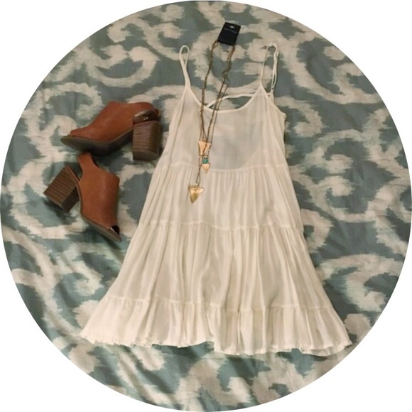 Free People Dresses & Skirts - Open back dress