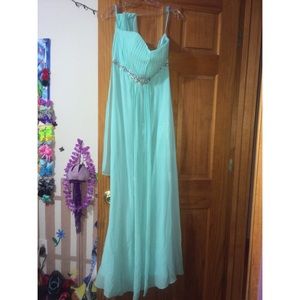 Strapless aqua prom dress