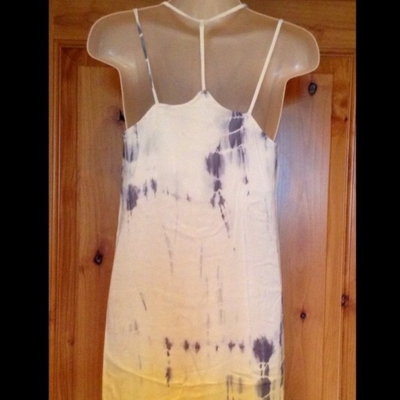 Cutest lil Dress - Picture 2 of 3