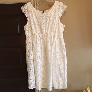 🎀NWT-Seraphine Maternity White Lace Dress-Size 10
