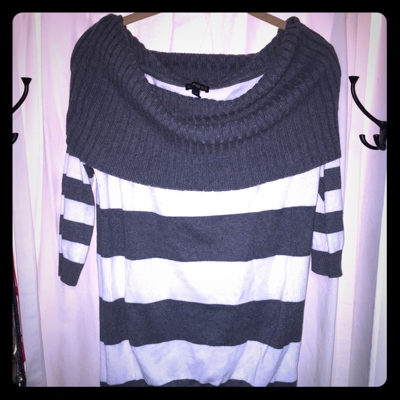 Express Seven Ways Sweater, Charcoal & White