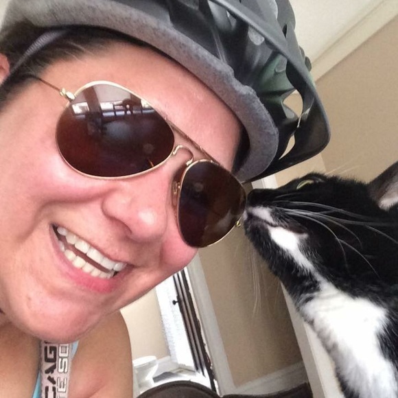 Meet your Posher, Julie - Picture 3 of 3