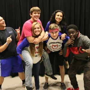 Meet your Posher, Desmond