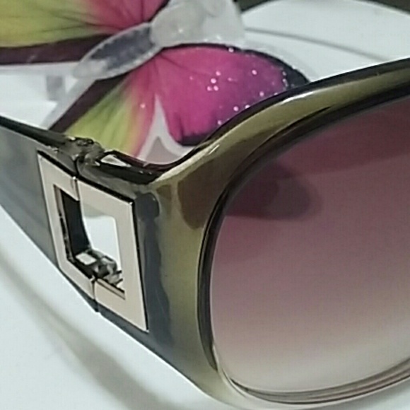 Sunnies Oversized