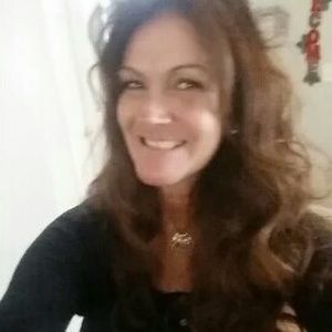 Meet your Posher, Dotsie