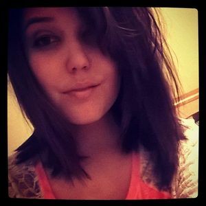 Meet your Posher, Nicole