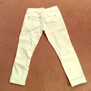 BKE Payton Mint Capris. Size 29