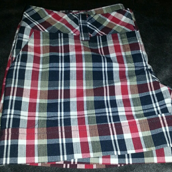 Red white blue plaid shorts size 5