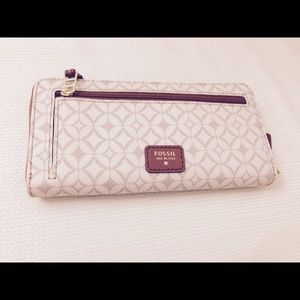 [NWT] FOSSIL wallet AVA zip clutch