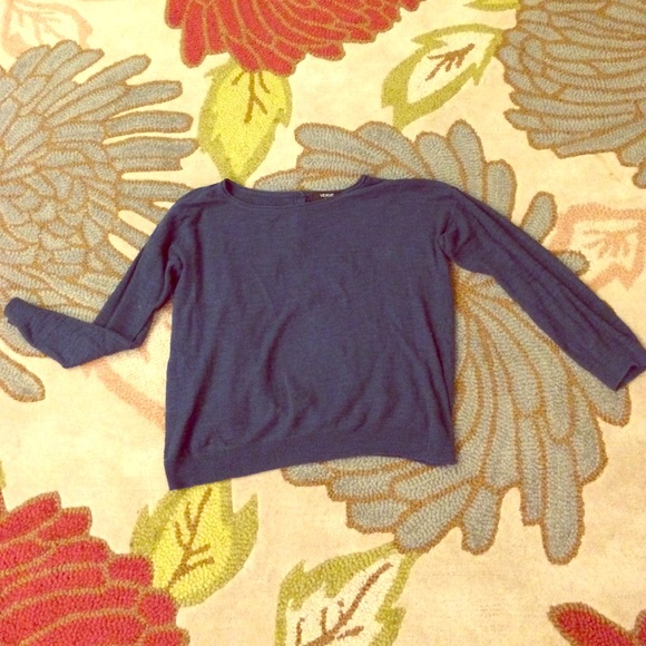 Light sweater - Picture 1 of 1