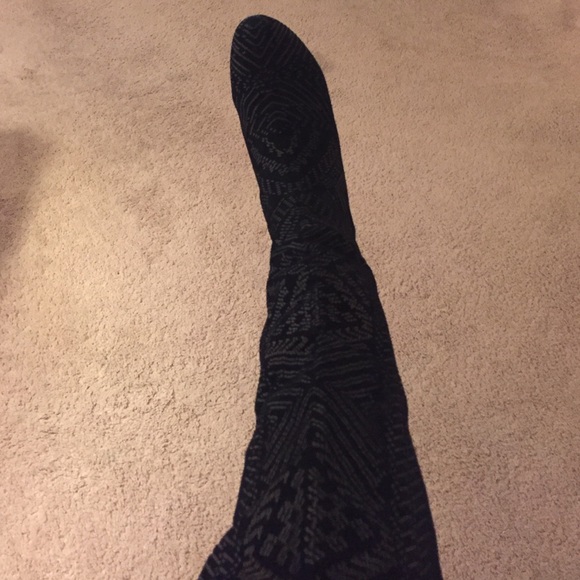 CYNTHYA VINCENT BOOTS - Picture 3 of 3