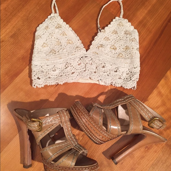 Cream and gold crochet crop-top