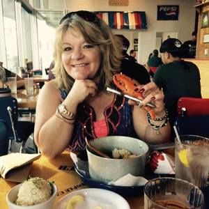 Meet your Posher, Denise