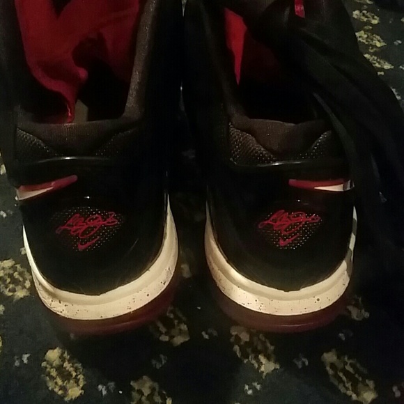 Labron James sneakers - Picture 4 of 4