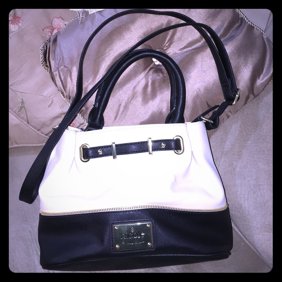 Nicole handbag