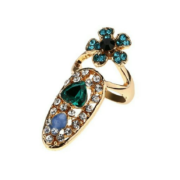 Unique finger ring. - Picture 4 of 4