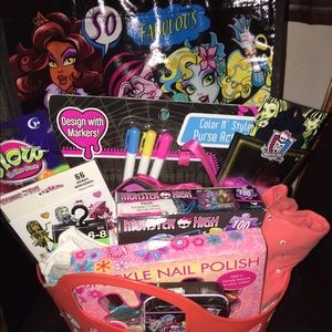 MONSTER HIGH BASKET