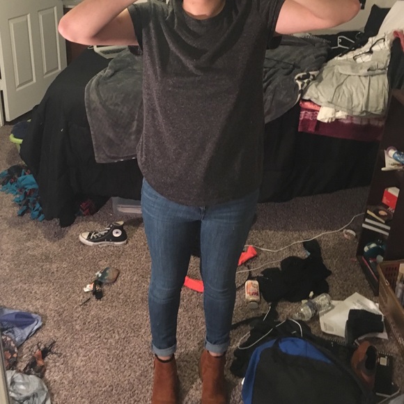 Charcoal speckled basic tee