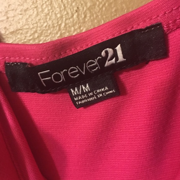 Friday night out FOREVER 21 dress 🎀💓 - Picture 2 of 3