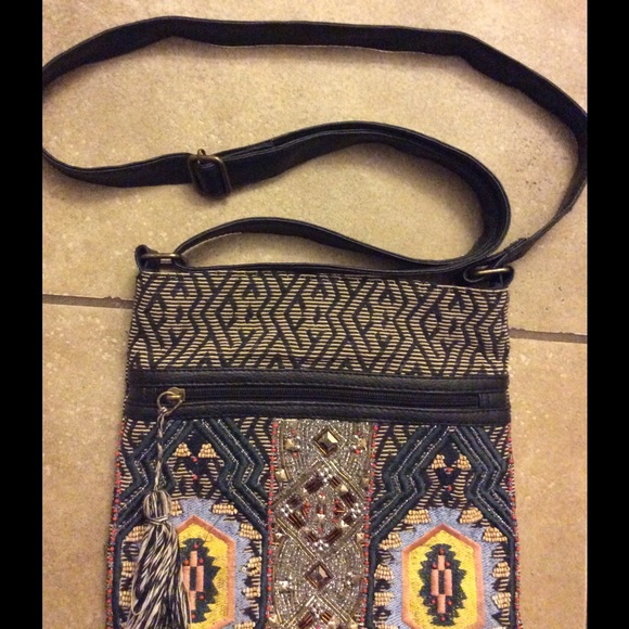 Beaded crossbody bag - Picture 2 of 3