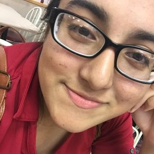 Meet your Posher, Karla