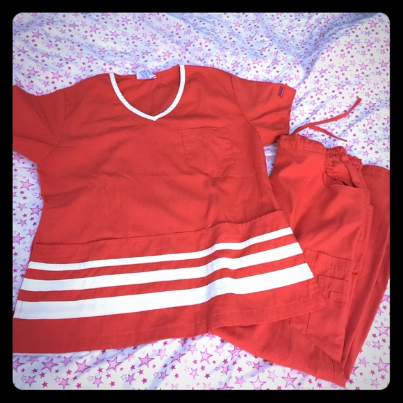Nursing scrub set