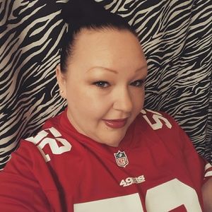 Meet your Posher, Jillian