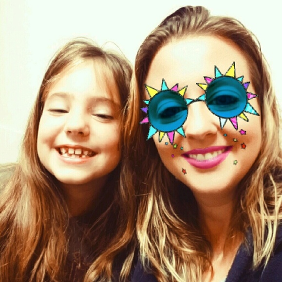 Meet your Posher, Angela - Picture 2 of 2