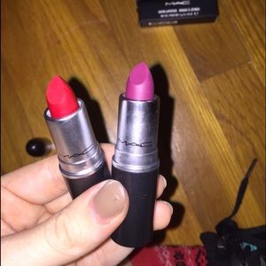 ruby woo matte Mac lipstick